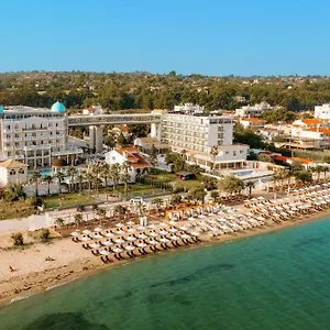 επισκεφθείτε το ξενοδοχείο